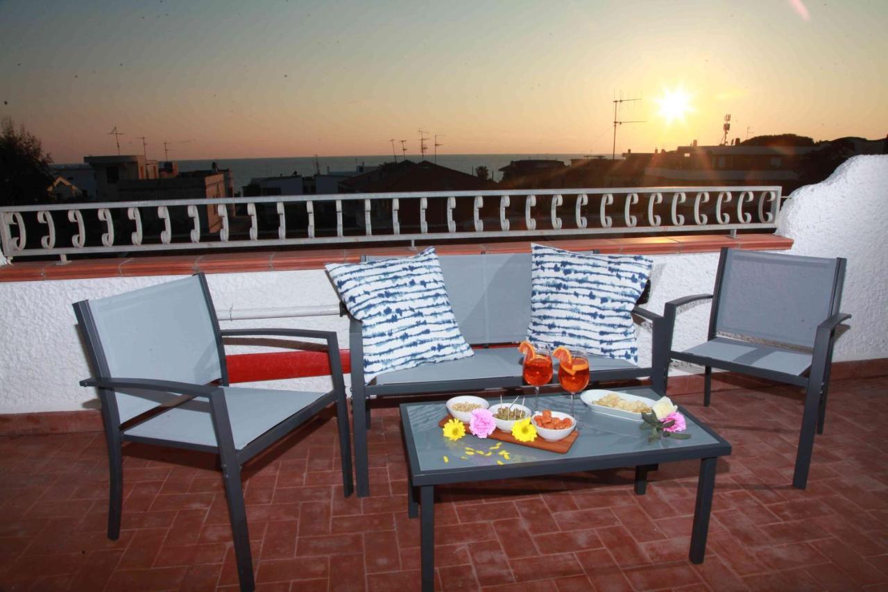 Sunset Roof Villa Anzio Exterior foto